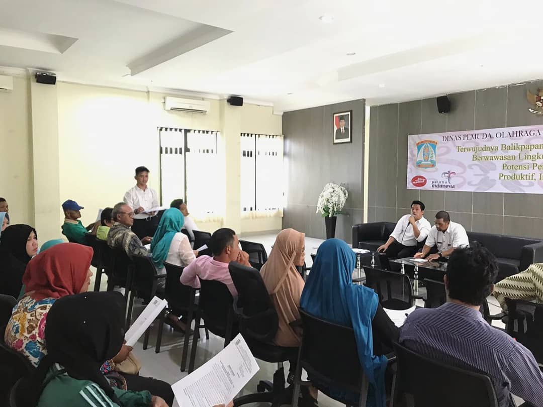 RAPAT PERTEMUAN DENGAN PELAKU USAHA DI PANTAI MANGGAR SEGARA SARI