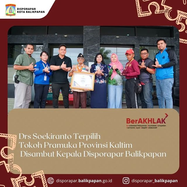 Kepala Disporapar Kota Balikpapan C.I. Ratih Kusuma W. sambut kunjungan Tokoh Pramuka, Drs. Soekirarto 