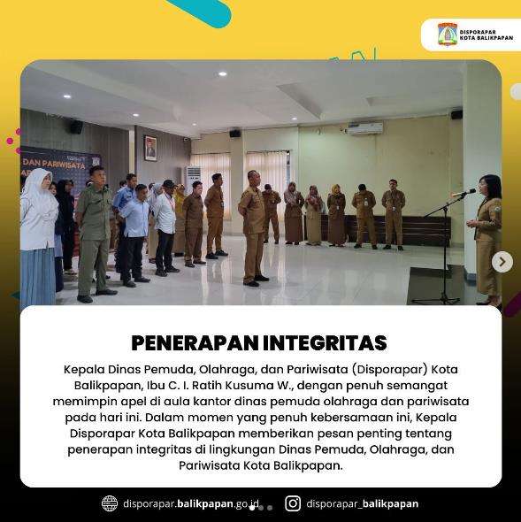 Kadisporapar Balikpapan, C. I. Ratih Kusuma W. memimpin Apel Pagi di Aula DPOP